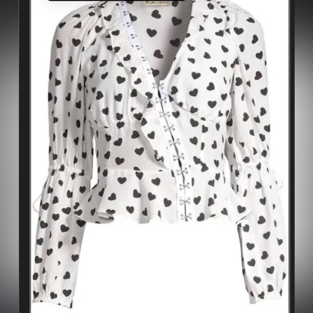 For love and lemons black heart top